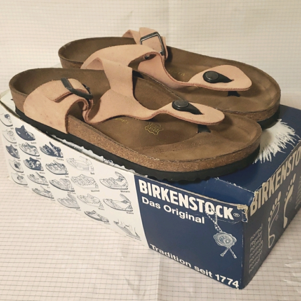Birkenstock Gizeh flip flops